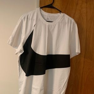 Nike T-Shirt